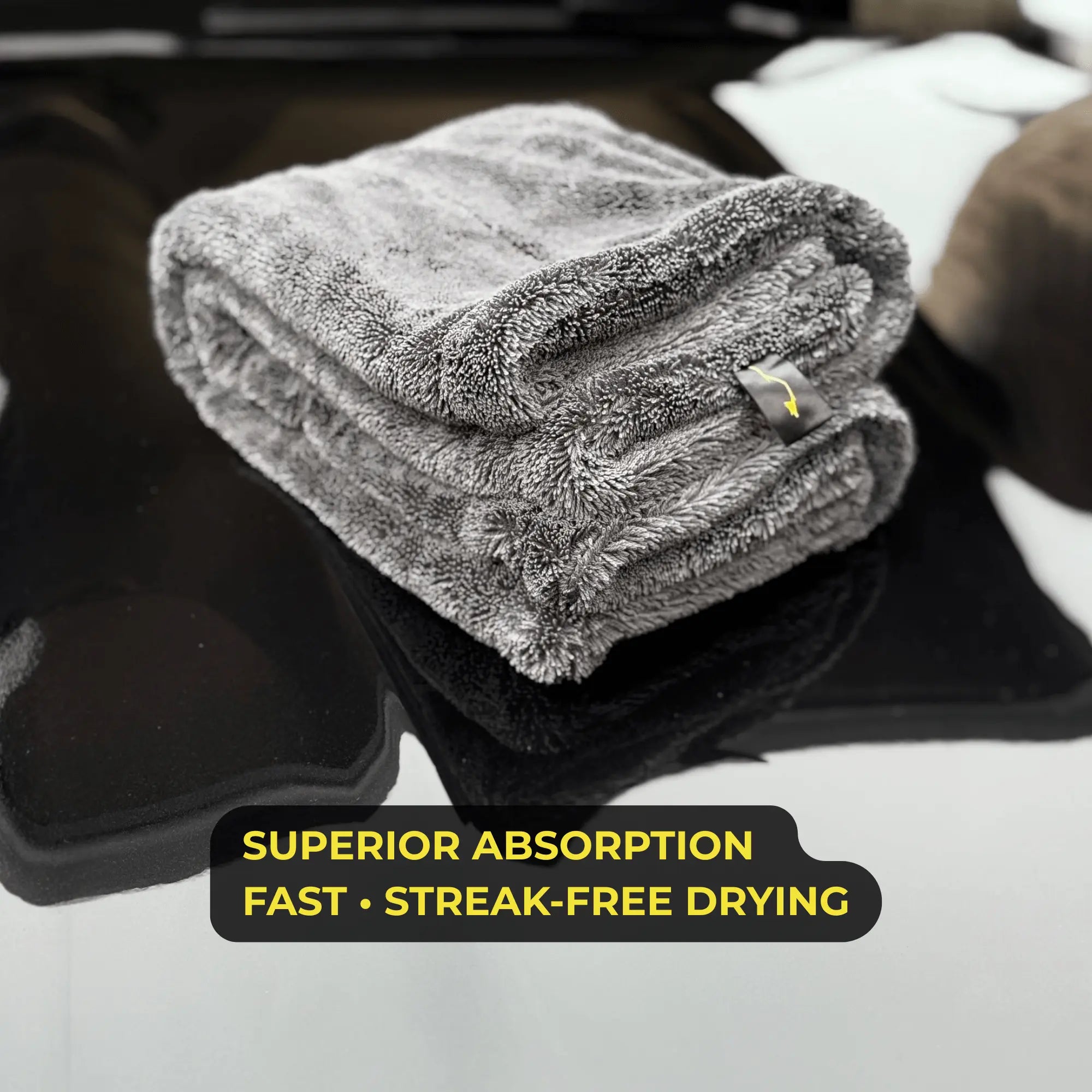 Sleek Max Dry 2K ultra-plush 2000GSM towel texture.